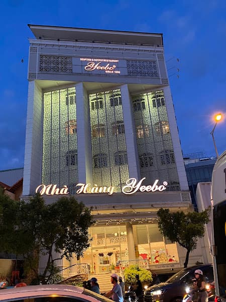 Hình ảnh Nhà hàng hải sản & lẩu Yeebo (Quận Phú Nhuận) - Yeebo Seafood and Hotpot Restaurant (Phu Nhuận District) - 3