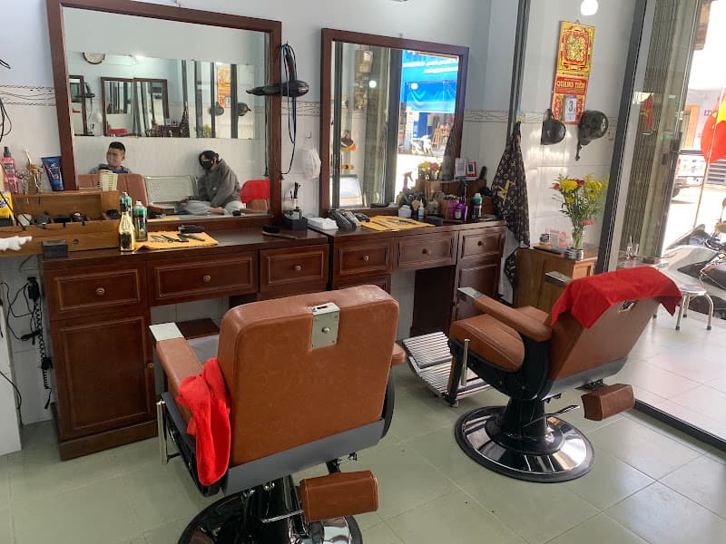 Hình ảnh Hớt tóc Minh Thiện - 2