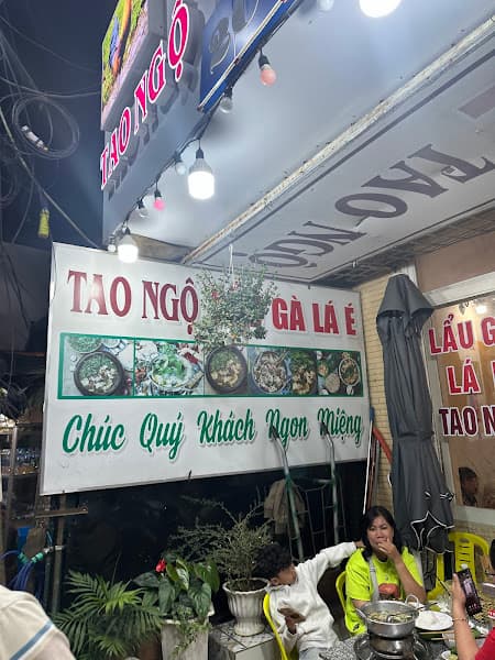 Lẩu Gà Lá Chính Gốc É 2C