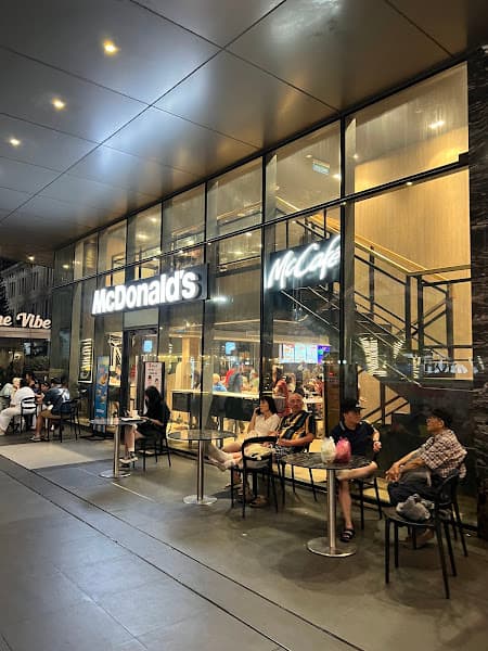 Hình ảnh McDonald's - 3