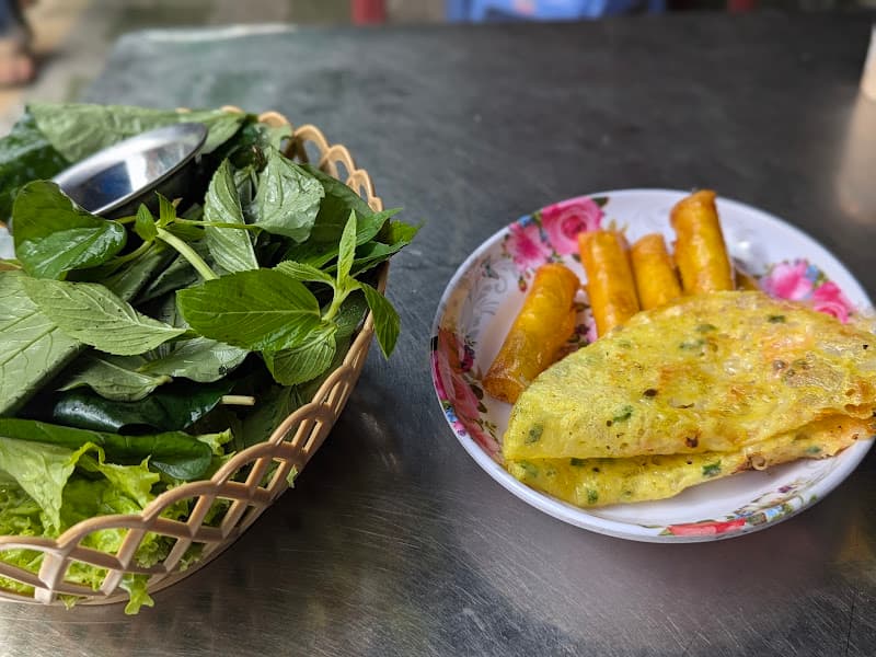 Bánh xèo cô Huệ