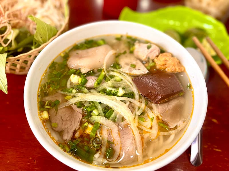 Hình ảnh Bún Bò - Chè Huế - 3