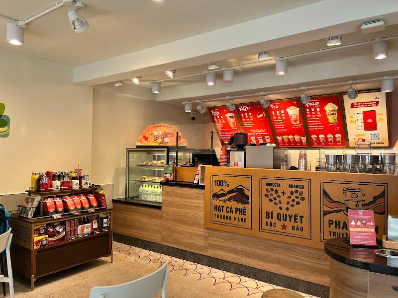 Hình ảnh Highlands Coffee DAI HOC HUTECH - 4