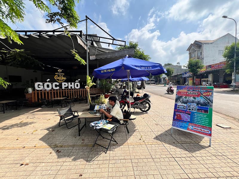 CAFE Góc Phố