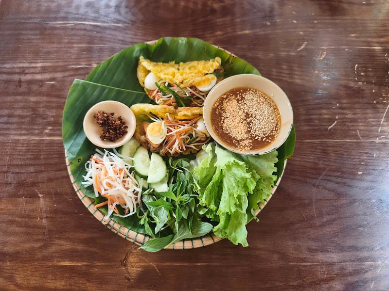 Hình ảnh Quán Nón Huế-Đặc Sản Món Huế-Authentic Hue Food - 3