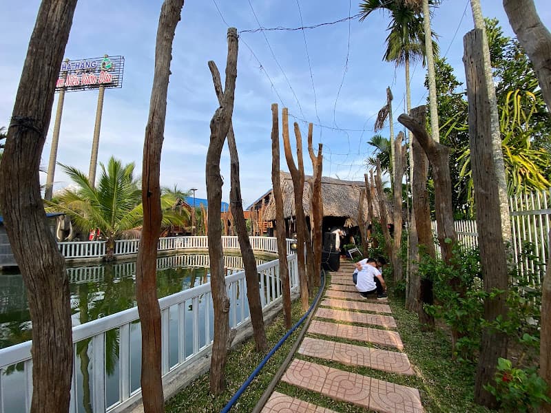 Hình ảnh Nhà hàng Cơm niêu Vườn dừa - 4