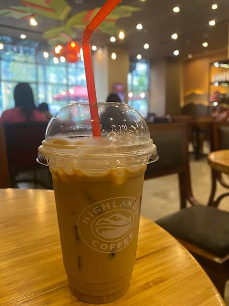 Hình ảnh Highlands Coffee Rivera Park - 4