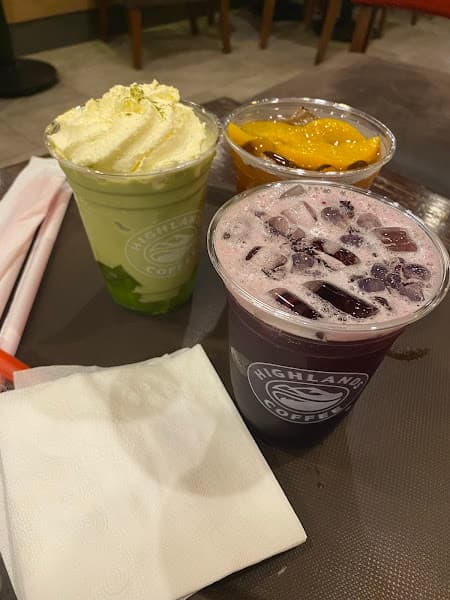 Hình ảnh Highlands Coffee Charmvit - 3