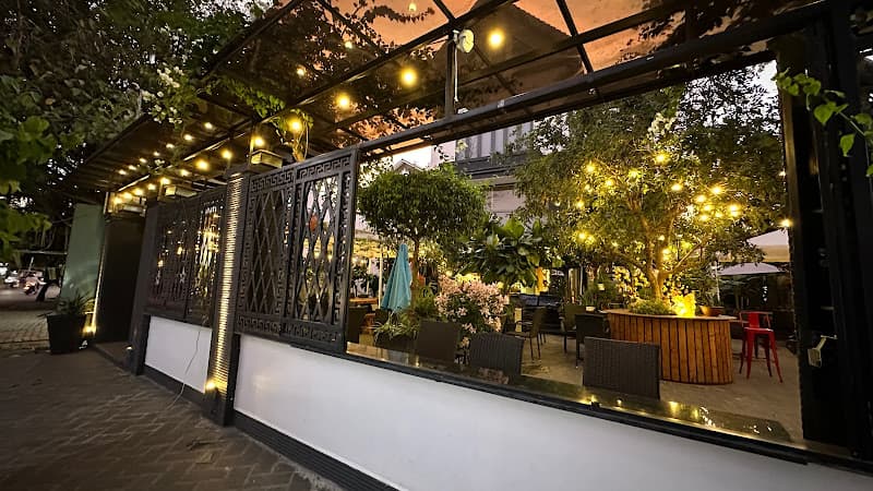 Hình ảnh Vi Cafe | Cà phê sân vườn đẹp Thủ Đức - 5