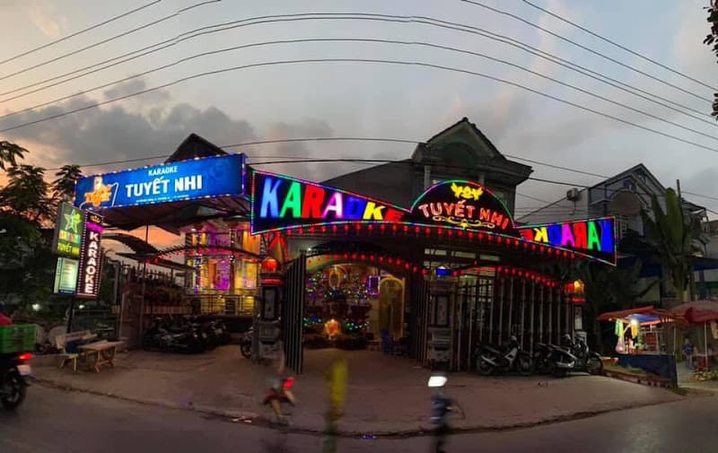 Hình ảnh Karaoke Tuyết Nhi - 2