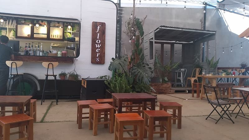 Lê's Path Coffee - Nam Ban