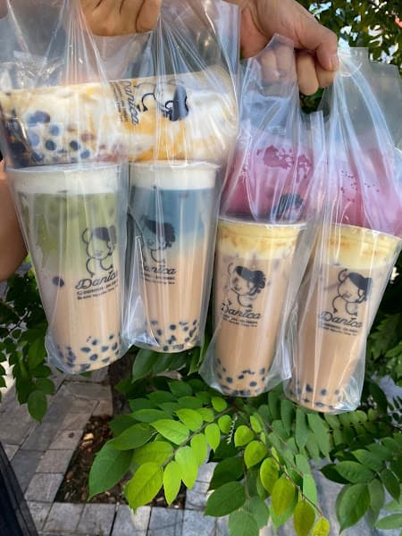 Hình ảnh Danica Tiệm trà, kem, bánh - 2