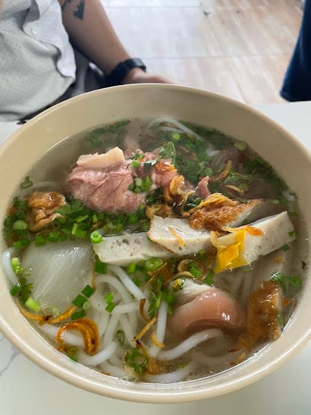 Bánh canh Cô Phấn