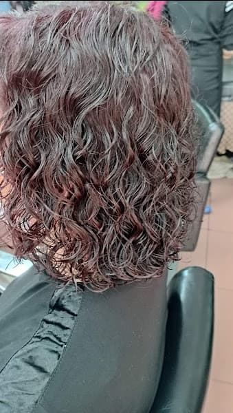 Ảnh bìa Salon tóc Thành