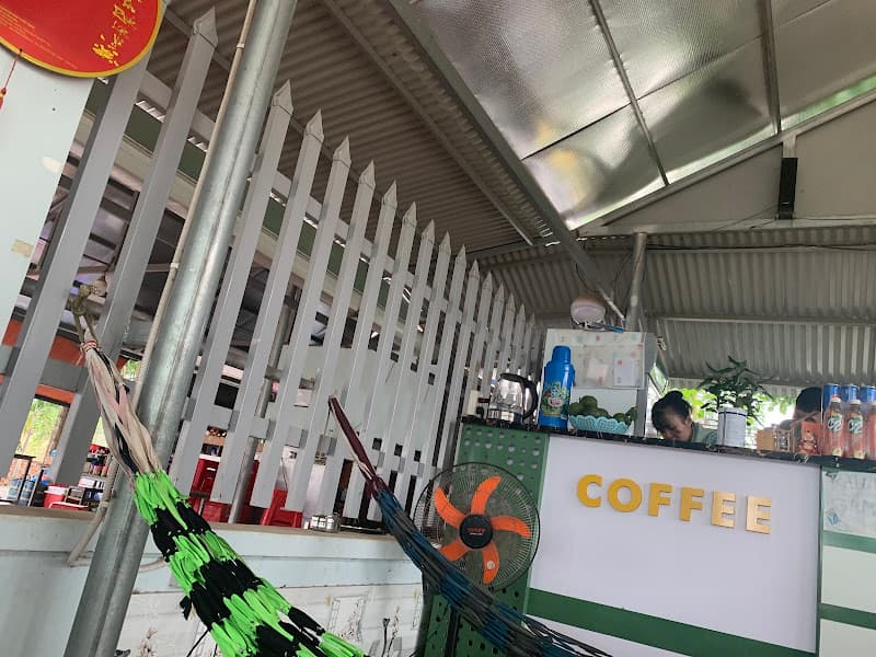 Quán cơm Gia Đình