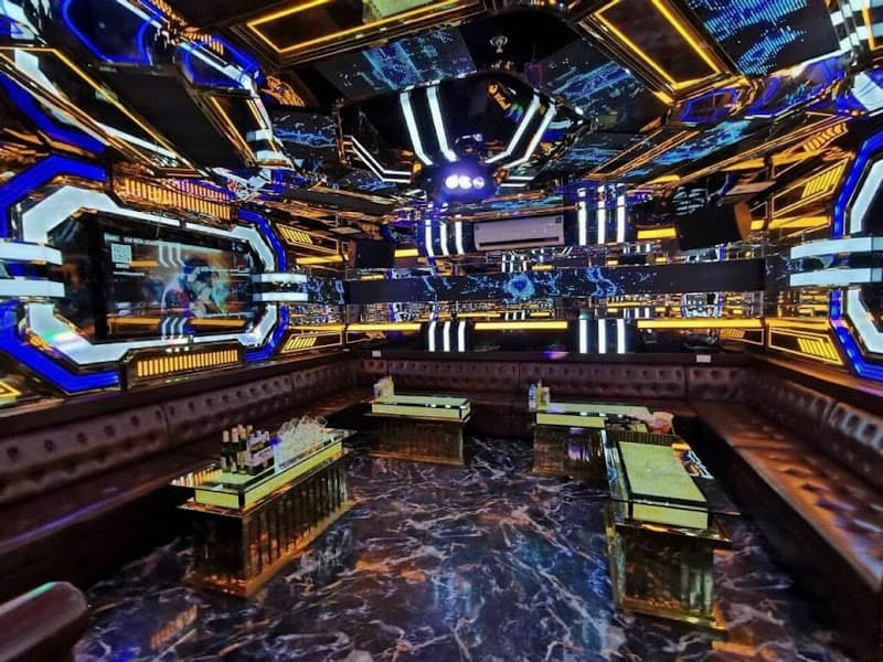 Hình ảnh Karaoke Luxury - 8