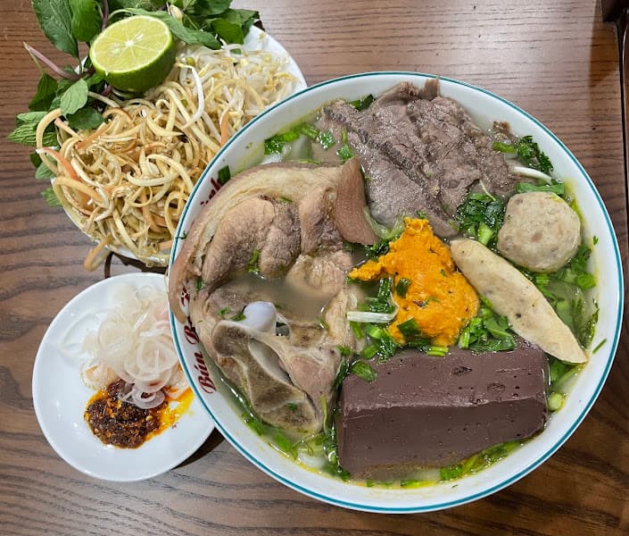 Hình ảnh Bún Bò Huế O Quỳnh - 2