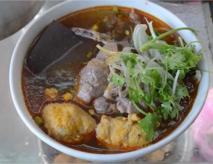 Quán Tăng ăn sáng BÚN BÒ HUẾ