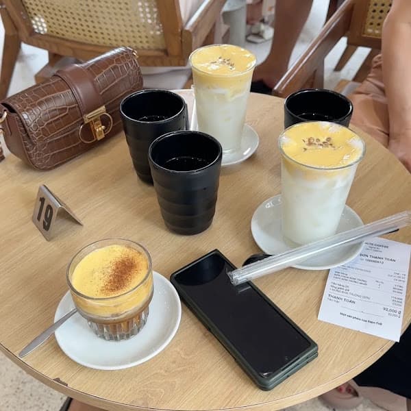 Hình ảnh White Coffee. - 3