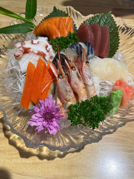 Hình ảnh Bụi Sushi - Ẩm thực Nhật Bản - 2