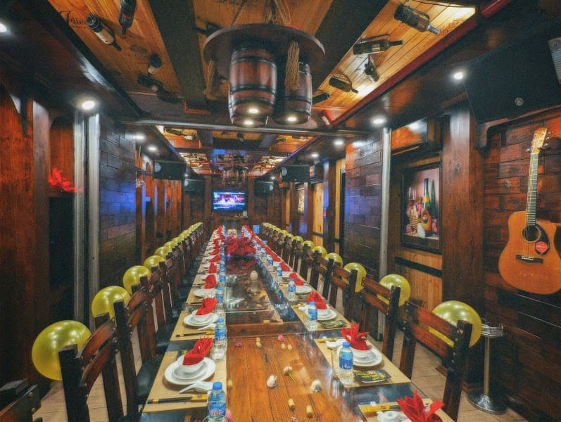 Hình ảnh ONG XINH LOUNGE & KARAOKE - 4