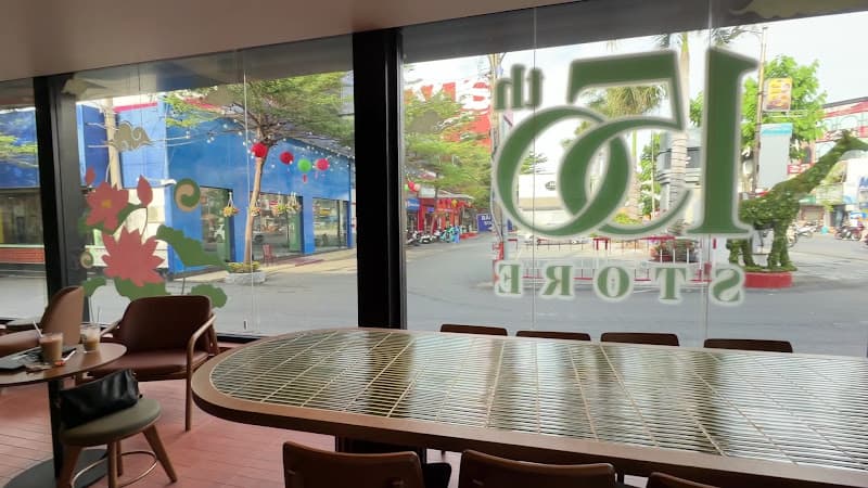 Hình ảnh Starbucks Quang Trung HCM - 6