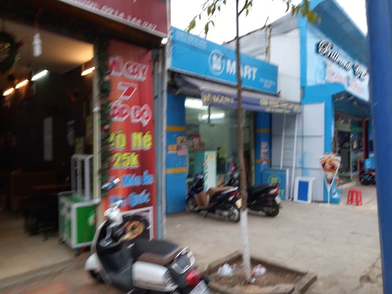 Cửa Hàng Tiện Lợi H-Mart