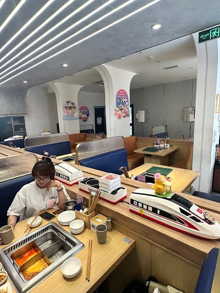 Hình ảnh Shang Chi Trung Hòa - Lẩu Đài Loan Băng Chuyền Siêu Tốc - 2