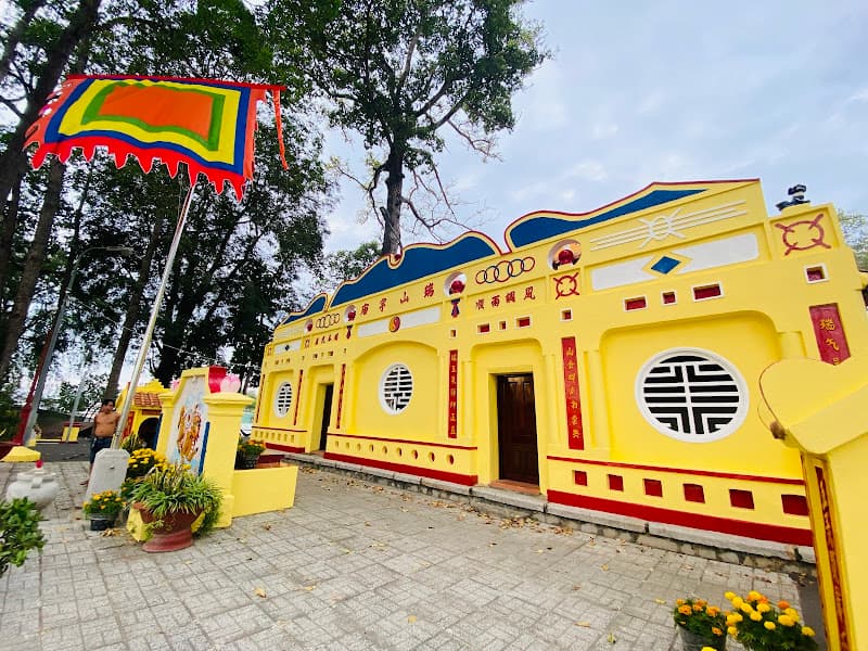 Hình ảnh Đền thờ Thoại Ngọc Hầu - 3