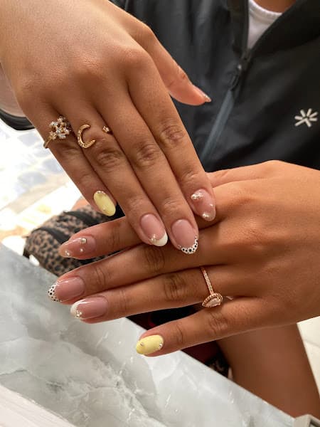 Hình ảnh Trang Nail & Hair Salon - 5