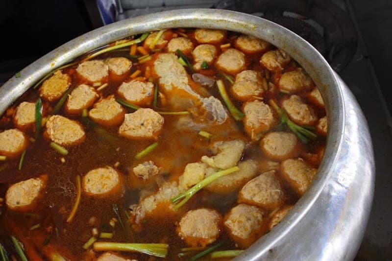 Hình ảnh Gánh Bún Bò Huế Cậu Út - 5