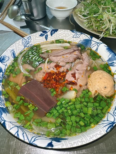 Hình ảnh Rất Huế Bún Bò Cơm Hến - 2