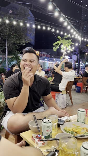 Hình ảnh Vỉa Hè Quán - 3