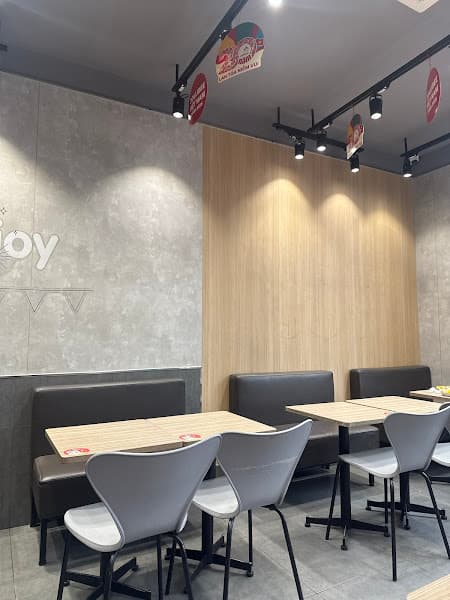 Ảnh bìa Jollibee Nguyễn Huệ - Huế
