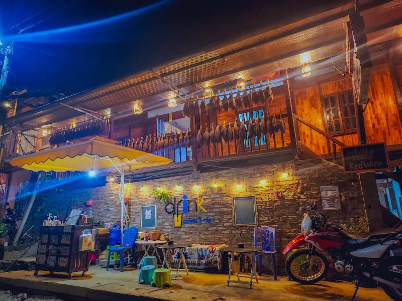 Hình ảnh CHIN Coffee and More - 4