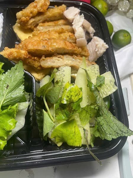 Hình ảnh Cơm Gà Uyên Uyên 2 - 5