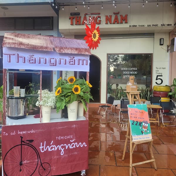 Tiệm Cafe Tháng Năm - Đại Phúc, Bắc Ninh