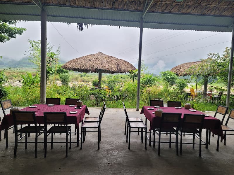 Hình ảnh (Nhà hàng Tùng Hằng) - Văn hoá ẩm thực Thái trắng Phong Thổ - 2