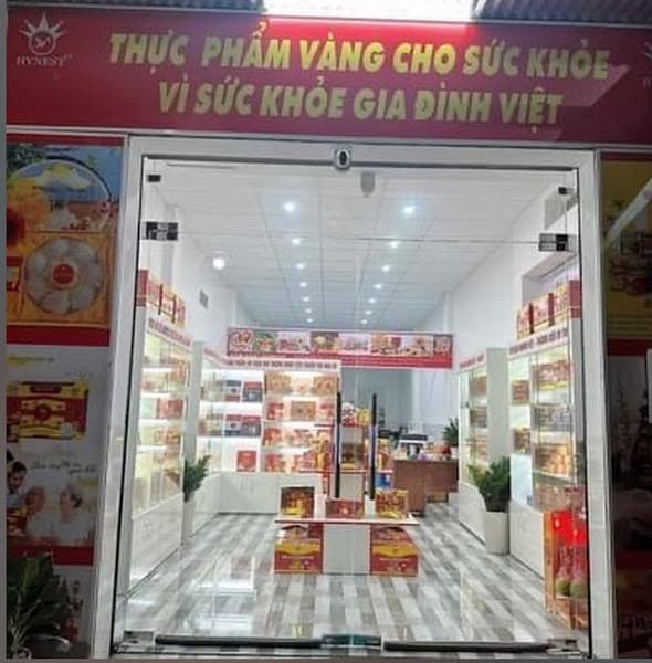 Ảnh bìa Yến Sào Hoàng Việt Vân Trần