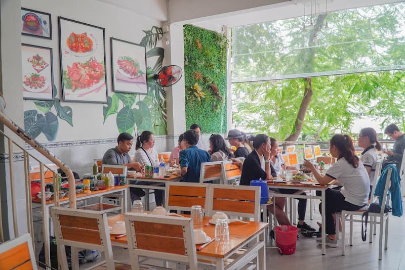 Hình ảnh Lẩu cua Đất Mũi - 6