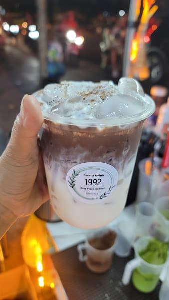Hình ảnh Matcha latte & mì ý bò bằm 1992 food and drink - 4