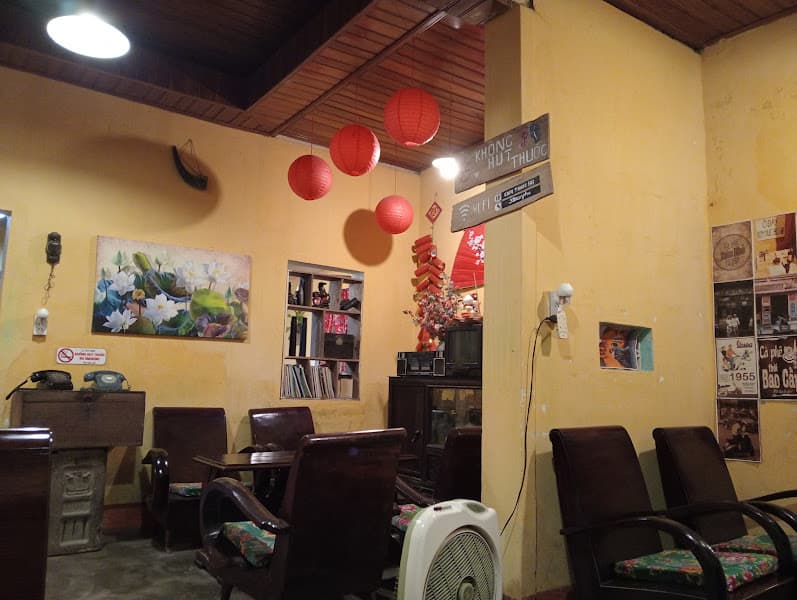 Hình ảnh Tiệm cà phê Tháng Sáu - 3