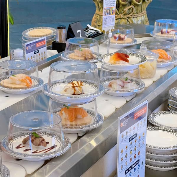Hình ảnh Nhà Hàng Sushi Băng Chuyền Bắc Ninh. 北宁 回转寿司 박닌 회전초밥 - 3