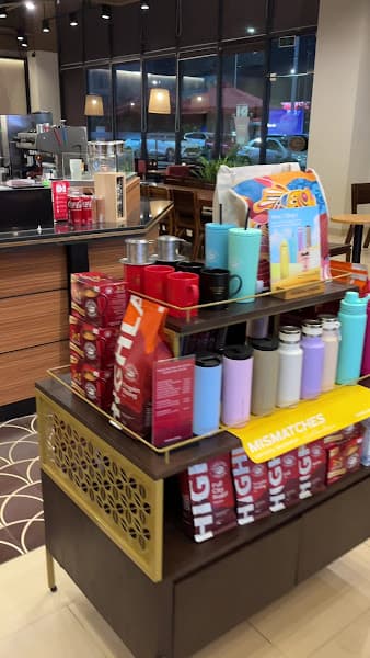 Hình ảnh Highlands Coffee Big C Hạ Long - 2