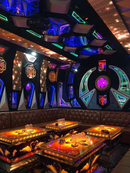 Karaoke Lucky Star Gia Phát