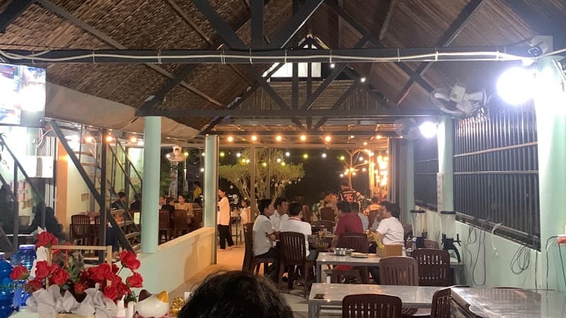 Ảnh bìa Quán Ăn Gia Đình RẠNG ĐÔNG