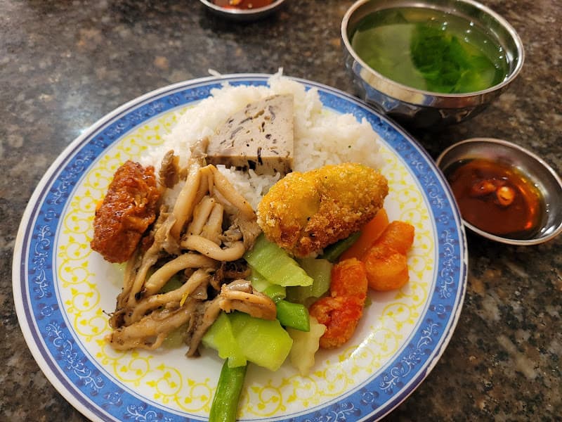 Hình ảnh Nhà hàng chay Loving Hut - 2