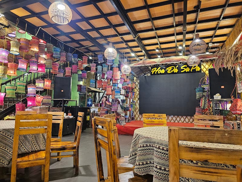 Hình ảnh Nhà Hàng Hoa Đá - 2