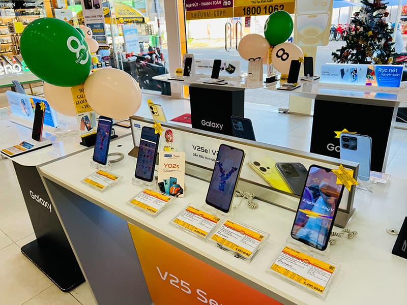 Hình ảnh Thế Giới Di Động Núi Sập - 5