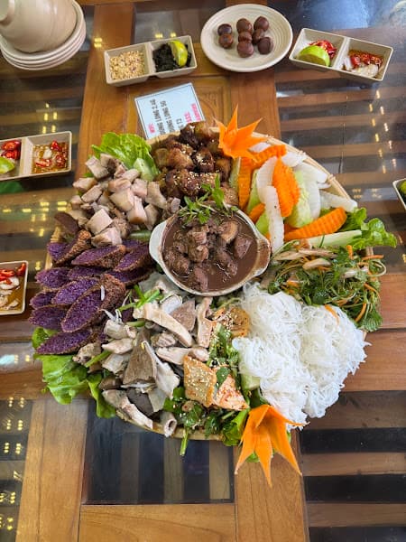 Hình ảnh Lợn Mẹt Dũng Long - Hương vị tây bắc số 1 Sa Pa - 3